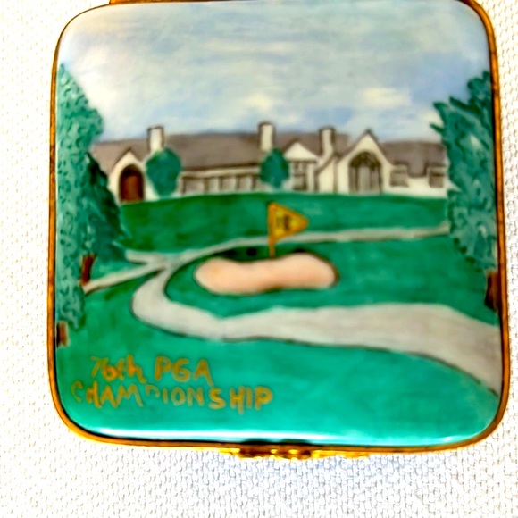 ⛳️⛳️ Hand painted French Limoges China PGA Championship Golf Jewelry Trinket Box - Picture 9 of 10